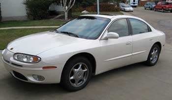 Oldsmobile Aurora Test Drive